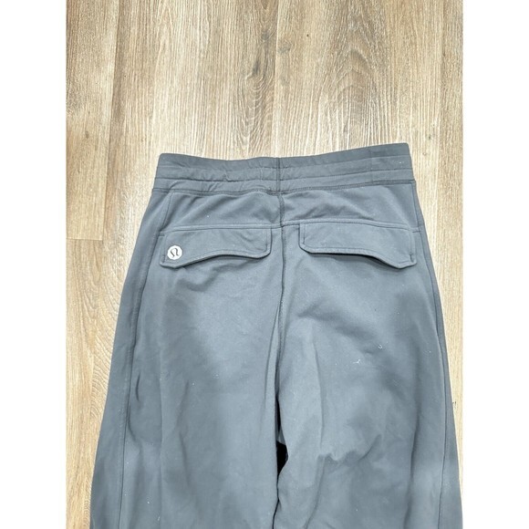 LULULEMON Jogger Pant Wide Leg Pockets Heather Gray Activewear Men’s Size‎ SMALL - Picture 8 of 8